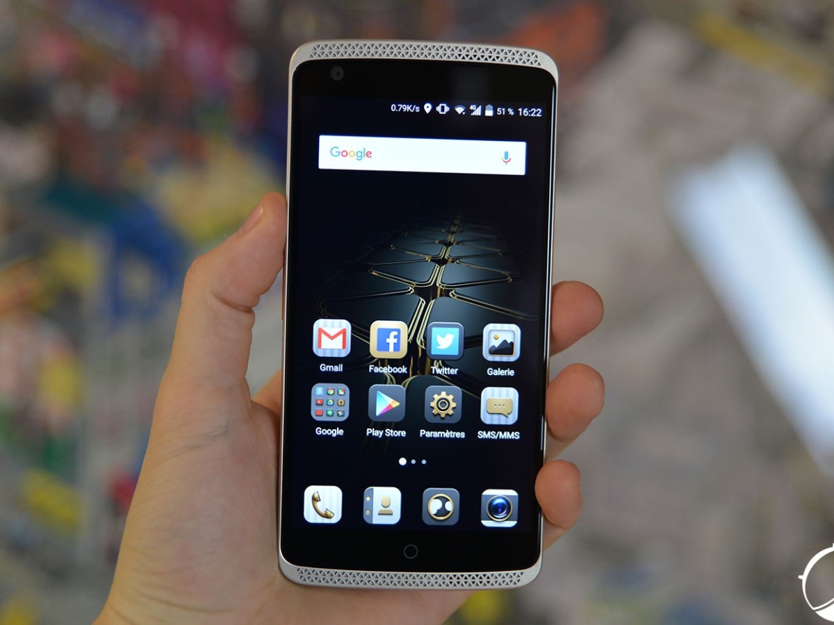 Test du ZTE Axon Elite, le fer de lance d'un retour ambitieux