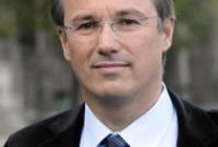 N. Dupont-Aignan exhorte ses collègues députés à rejeter la loi Hadopi