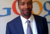 Frédéric Mitterrand offre le café à David Drummond, vice-président de Google