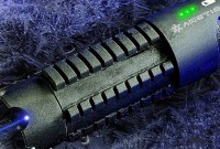 Lucasfilm confond un laser avec un sabre laser, porte plainte et se rétracte