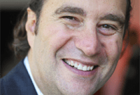 Xavier Niel continue de défier les opérateurs sur le montant des factures