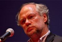 Laurent Joffrin veut réguler les e-mails parce qu'on y dit des choses pas vraies