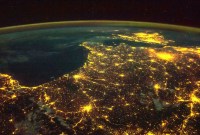 La France peine à réguler la surveillance sur le Web sans léser Facebook ou...