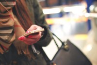 Aux USA, la prison pour qui traverse la rue en regardant son téléphone