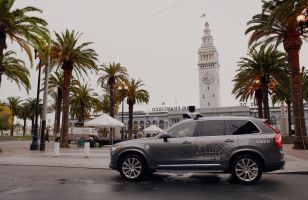 Uber estime que les taxis autonomes seront sur la route mi-2019