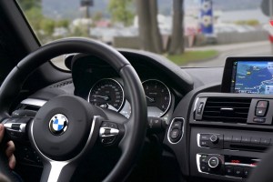 Les voitures connectées bientôt envahies par les publicités ?