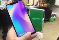 Le look de l'iPhone X, un nom à la Samsung : ce smartphone chinois...