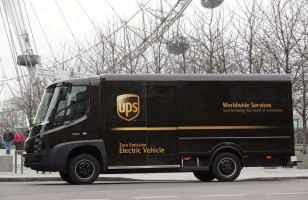 UPS va aussi faire ses propres camions électriques