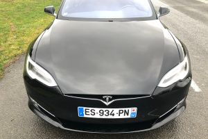 Selon Elon Musk, les voitures Tesla auront bientôt l'IA de K 2000