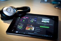 Au fait, pourquoi Spotify s'appelle Spotify ?