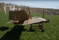 La chaise Ikea qui rêvait d'être un avion s'est envolée