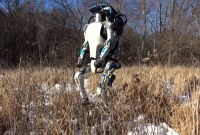 Le robot Atlas de Boston Dynamics devient plus sportif que vous