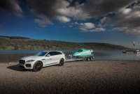 Jaguar pulvérise un record de vitesse avec un bateau électrique