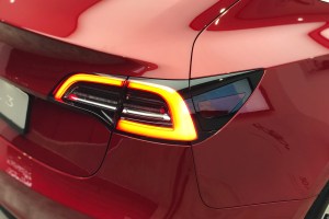 Après l'annonce de Rivian, Tesla pourrait présenter son pickup en 2019