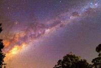 Pourquoi nous n'avons pas découvert plus tôt Antlia 2, une immense galaxie satellite de...