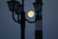 Pourquoi notre Lune n'a-t-elle pas d'autre nom que « la Lune » ?