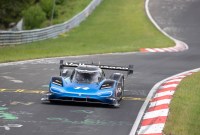 Avec son bolide électrique ID.R, Volkswagen pulvérise un record au Nürburgring