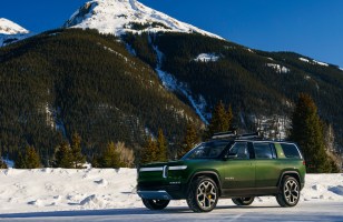 Le SUV électrique Rivian R1S aura une option « toit électrochrome »