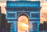 Le Soleil se couchera sous l'Arc de Triomphe le 4 août : d'où peut-on...