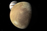 Pourquoi la vapeur d'eau sur Europe intéresse-t-elle autant la Nasa ?