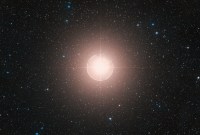 Supernova : pourrait-on bientôt voir l'étoile Bételgeuse exploser dans le ciel ?