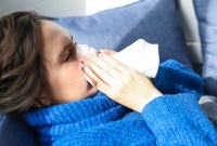 Avec ou sans symptômes, la charge virale du coronavirus est similaire chez les malades