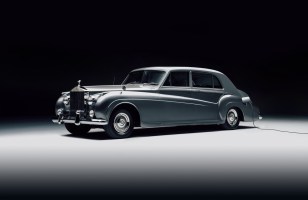 Cette entreprise transforme des Rolls-Royce en voitures électriques de luxe