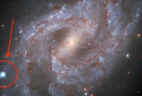 Une supernova éclatante décline inéluctablement dans cette superbe vidéo