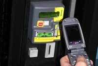 Luc Chatel veut accélérer la mutation du mobile en carte de paiement