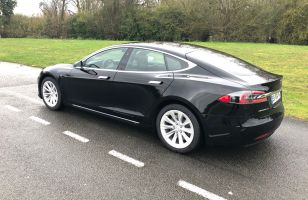 Winter is coming : les Tesla vont avoir de nouvelles fonctionnalités pour affronter le...