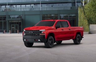 2 000 heures de travail ont été nécessaires pour monter ce pickup Chevrolet en...