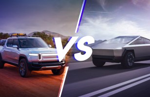 Tesla Cybertruck versus Rivian R1T : le match des pickups électriques