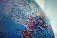 Bruxelles veut préserver la facture téléphonique des voyageurs pour les 10 années à venir