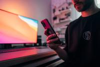 B&You dégaine un forfait 200 Go à 14,99 euros par mois pour les soldes