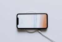 Port USB-C généralisé : quid des smartphones à charge sans fil ?