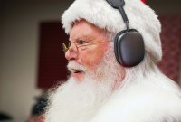 Ecouteurs, casque, enceinte : notre sélection des meilleurs cadeaux de Noël audio