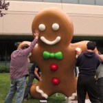 Le géant Gingerbread est arrivé au GooglePlex ! ;)