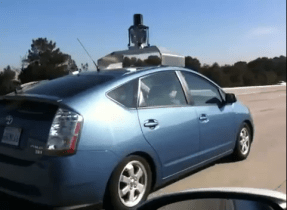 N’ayez pas peur, Google conduit votre voiture ! (vidéos)