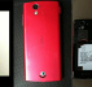 Fuite de deux nouveaux smartphones Sony Ericsson : les CK15i et ST18i