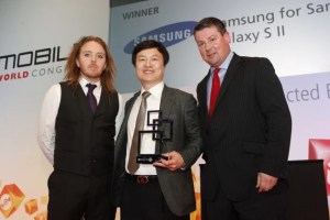 MWC 2012 : Le Samsung Galaxy S II reçoit le prix du meilleur smartphone de l’année lors des Global Mobile Awards