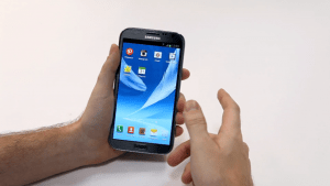 Samsung publie une vidéo de prise en main du Galaxy Note II