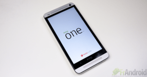 HTC One : les clients SFR passent également à Android 4.2.2