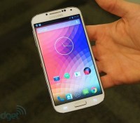 stock android samsung galaxy s4 google edition image 0