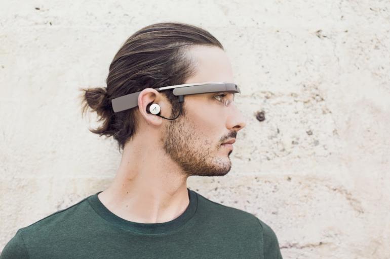 google-glass-2-earbud