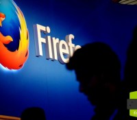 Firefox-OS-MWC-2014-rise-fox