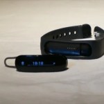 TalkBand B1, l’oreillette capable de se transformer en bracelet connecté