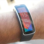 Test du Samsung Gear Fit, un bracelet pas comme les autres