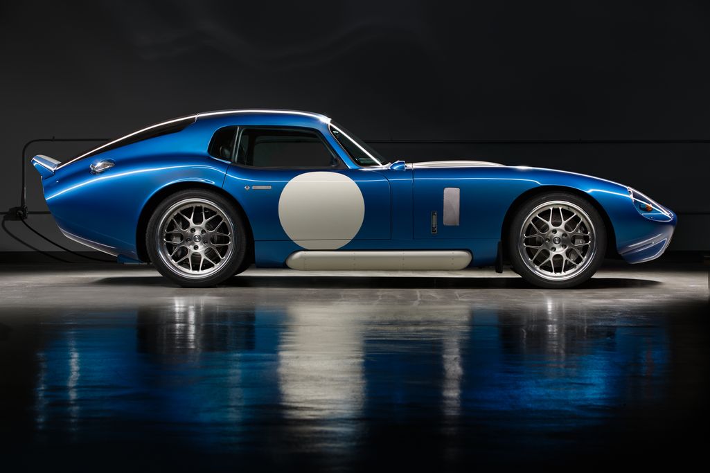 Renovo_Coupe_6.0.0