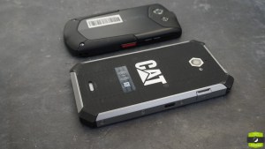Smartphones baroudeurs 4G : les Cat S50 et Kyocera Torque face à face