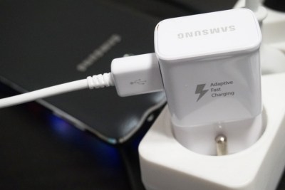 Samsung-Fast-Charging